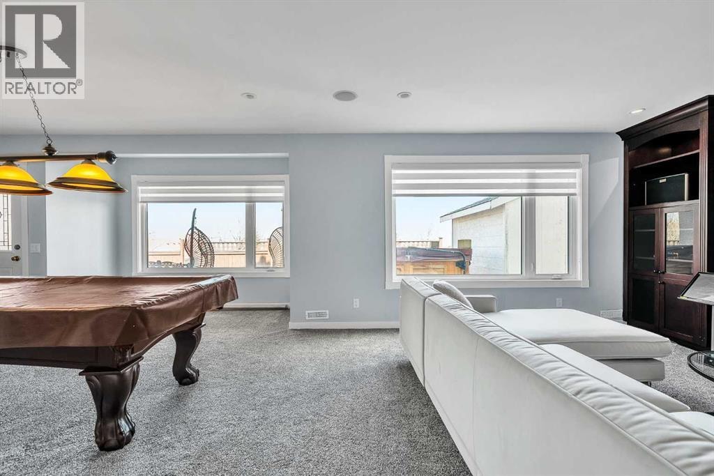 215 Edgevalley Mews — photo 37
