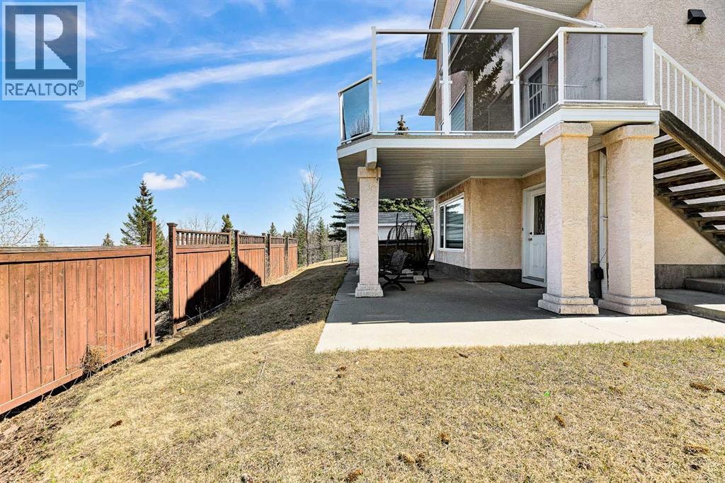 215 Edgevalley Mews — photo 50