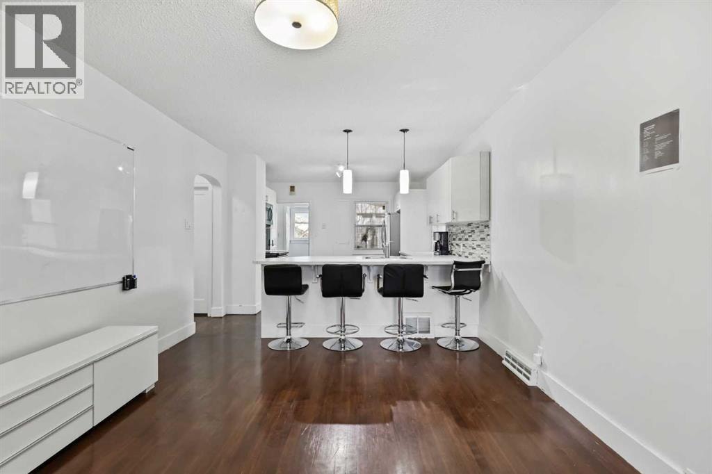 230 8A Street NE — photo 6