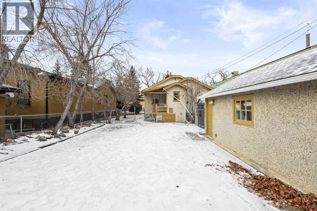 230 8A Street NE — photo 27