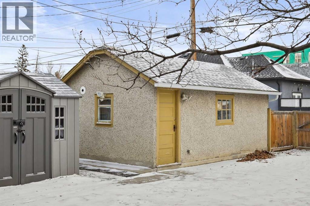 230 8A Street NE — photo 25