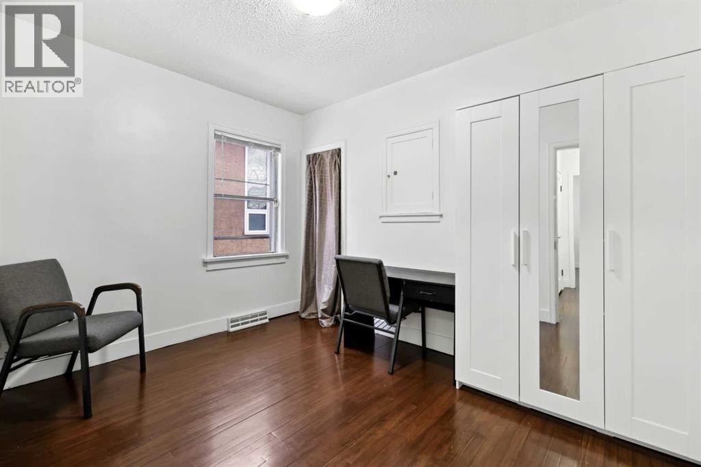 230 8A Street NE — photo 14