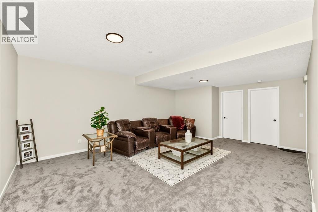 23 Lucas Boulevard NW — photo 31