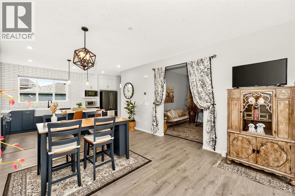 23 Lucas Boulevard NW — photo 9