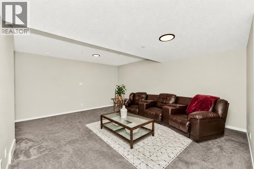 23 Lucas Boulevard NW — photo 32