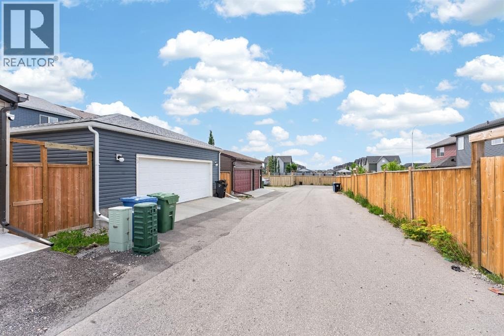23 Lucas Boulevard NW — photo 42