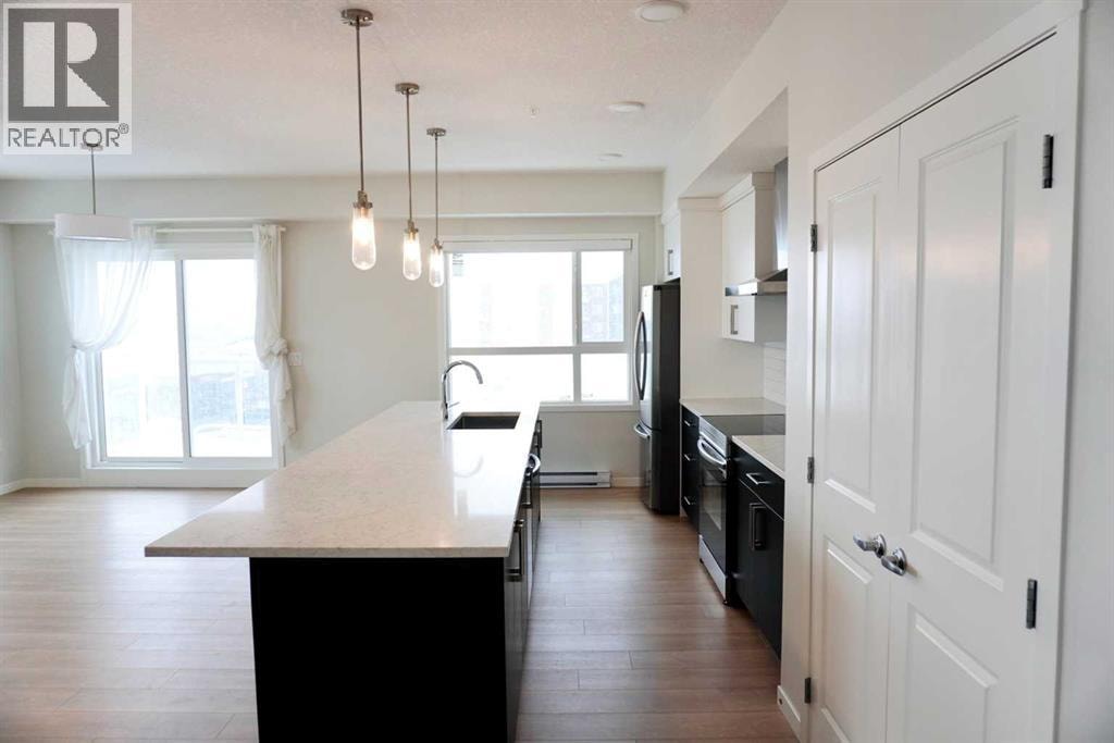 404, 80 Carrington Plaza NW — photo 4