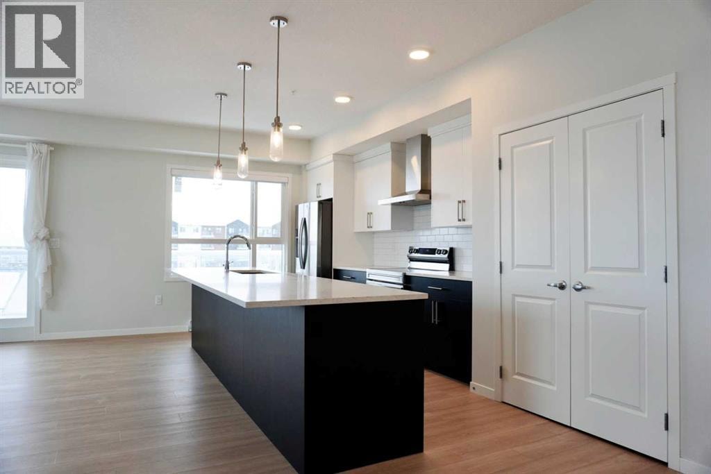 404, 80 Carrington Plaza NW — photo 3