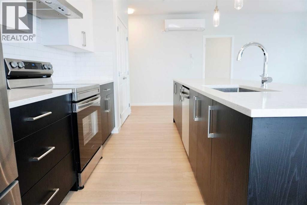 404, 80 Carrington Plaza NW — photo 8