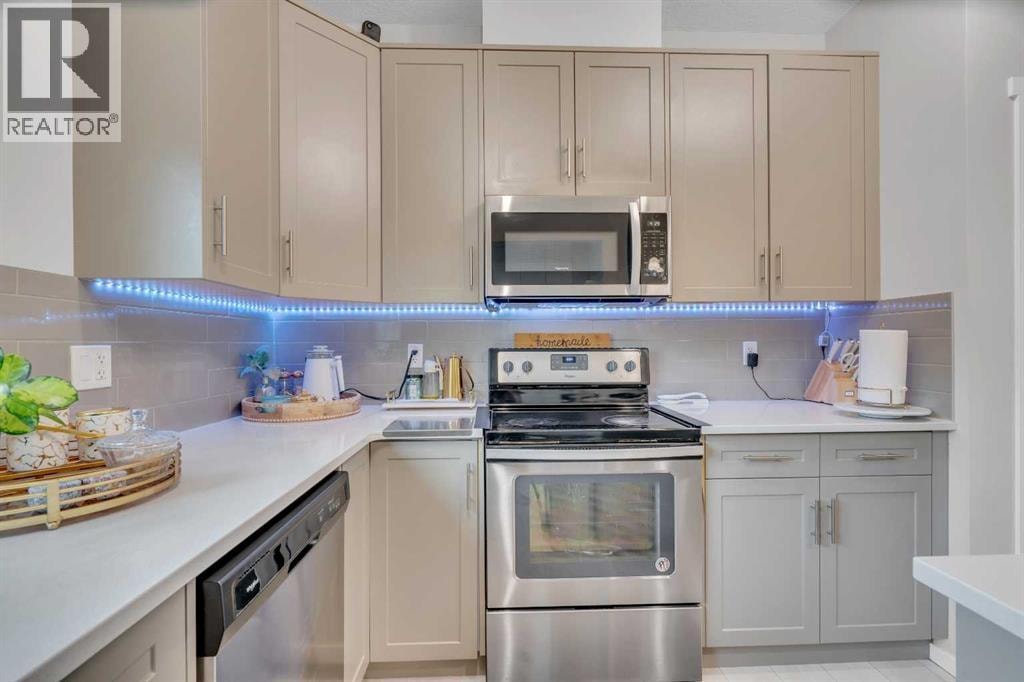 165 Savanna Street NE — photo 12
