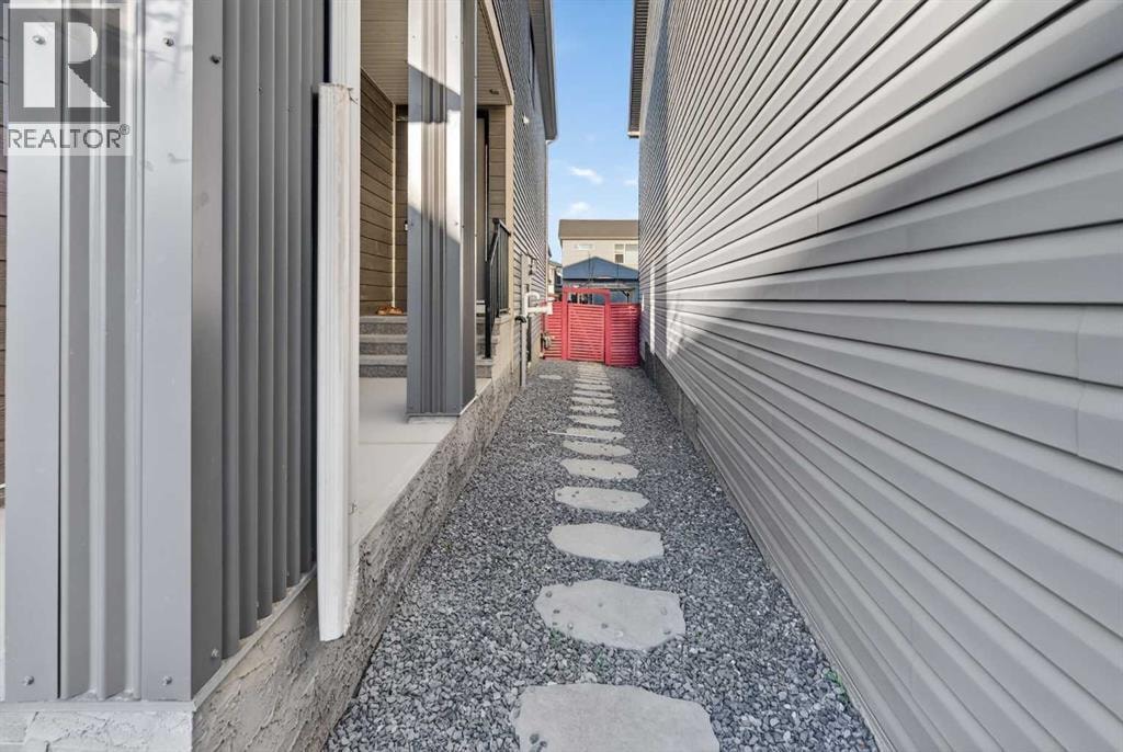 36 Royston Rise NW — photo 44