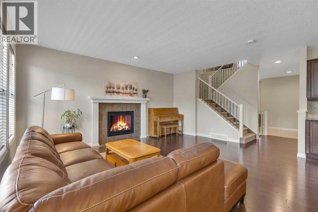 224 Panamount Point NW — photo 4