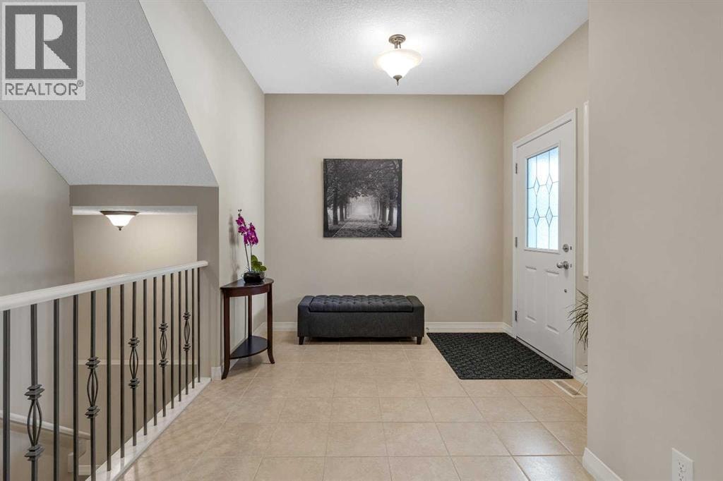 224 Panamount Point NW — photo 2