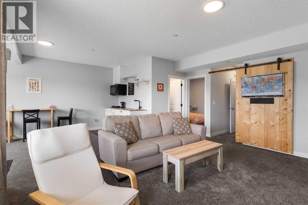 47 Lucas Terrace NW — photo 30