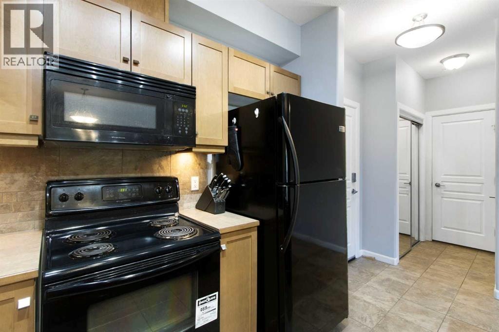 211, 52 Cranfield Link SE — photo 8