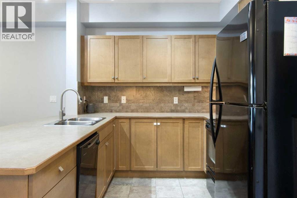 211, 52 Cranfield Link SE — photo 4