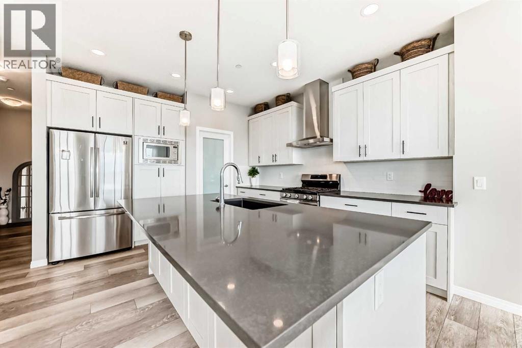 73 Lucas Heights NW — photo 6