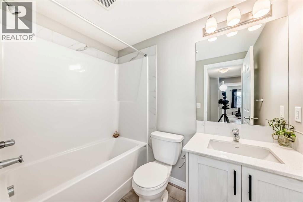 73 Lucas Heights NW — photo 43