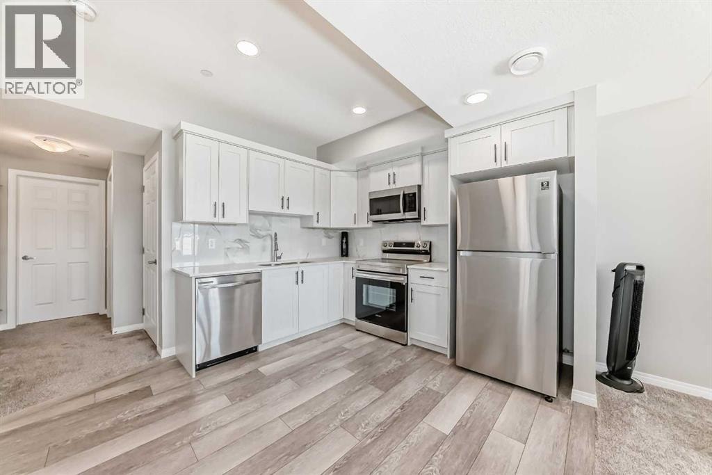 73 Lucas Heights NW — photo 38