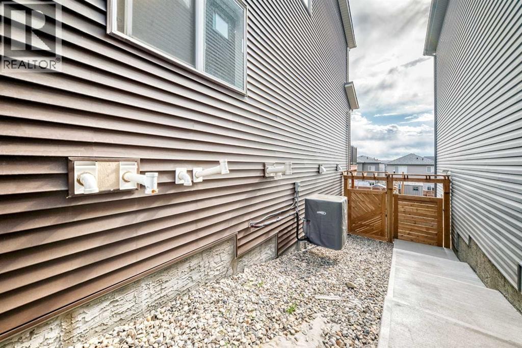 73 Lucas Heights NW — photo 47