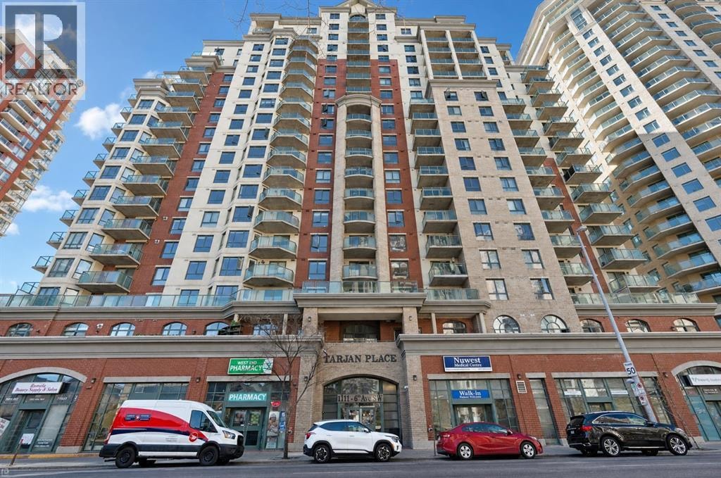 318, 1111 6 Avenue SW — photo 1