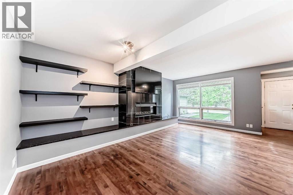 572 Point Mckay Grove NW — photo 23