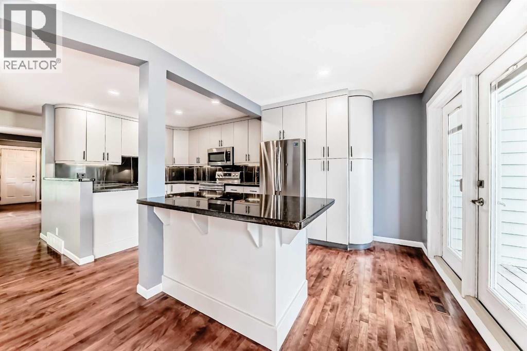 572 Point Mckay Grove NW — photo 15