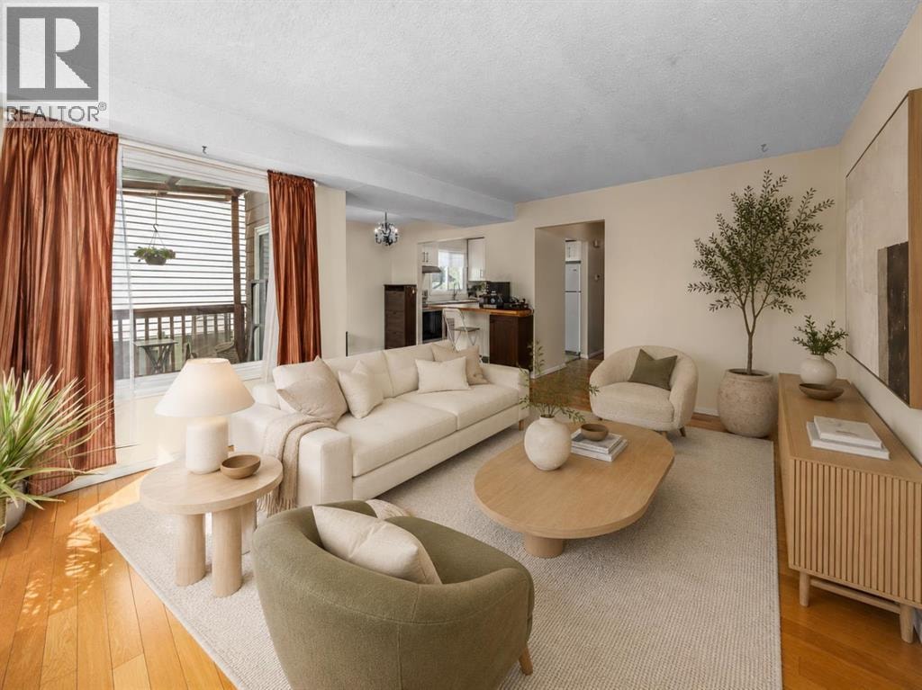 1455 Berkley Drive NW — photo 6