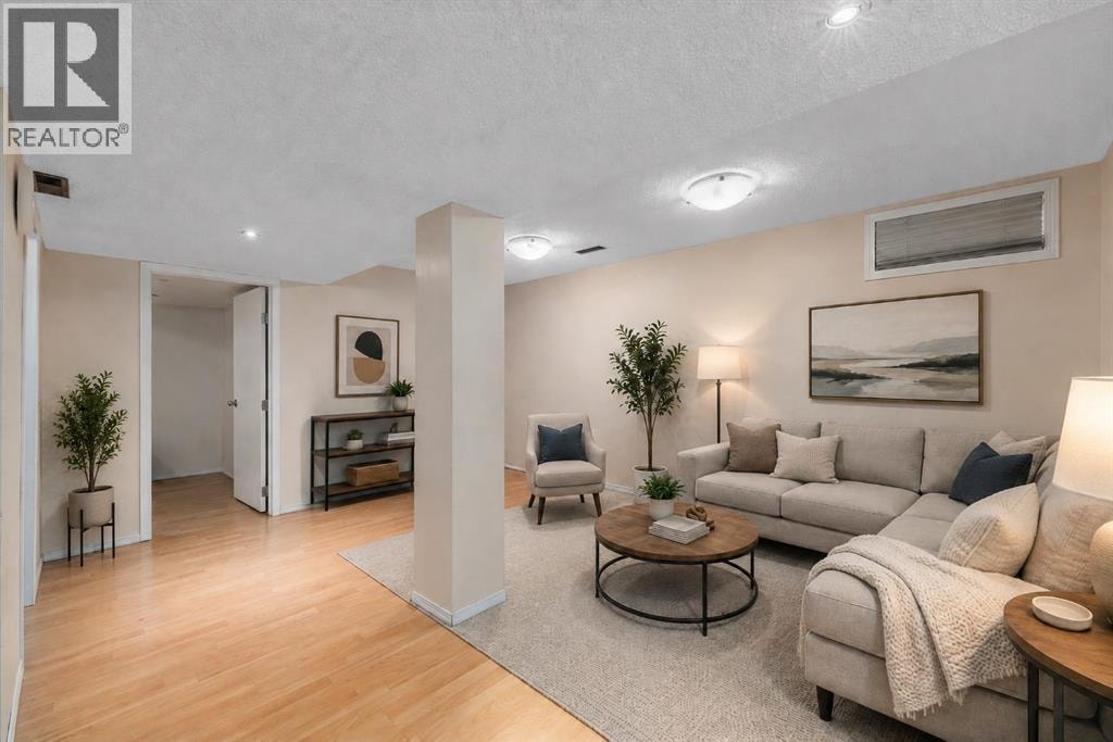 1455 Berkley Drive NW — photo 26