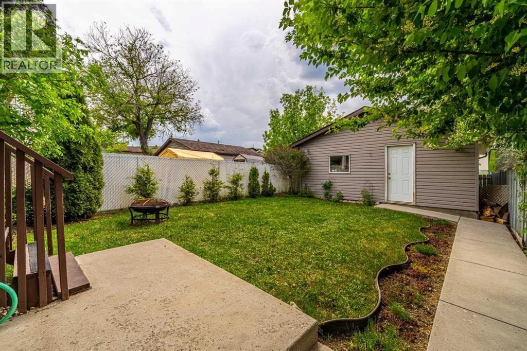 1455 Berkley Drive NW — photo 34