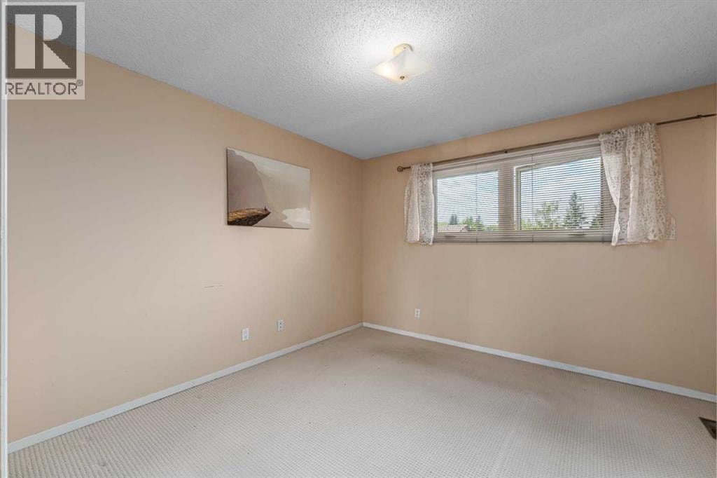 1455 Berkley Drive NW — photo 20