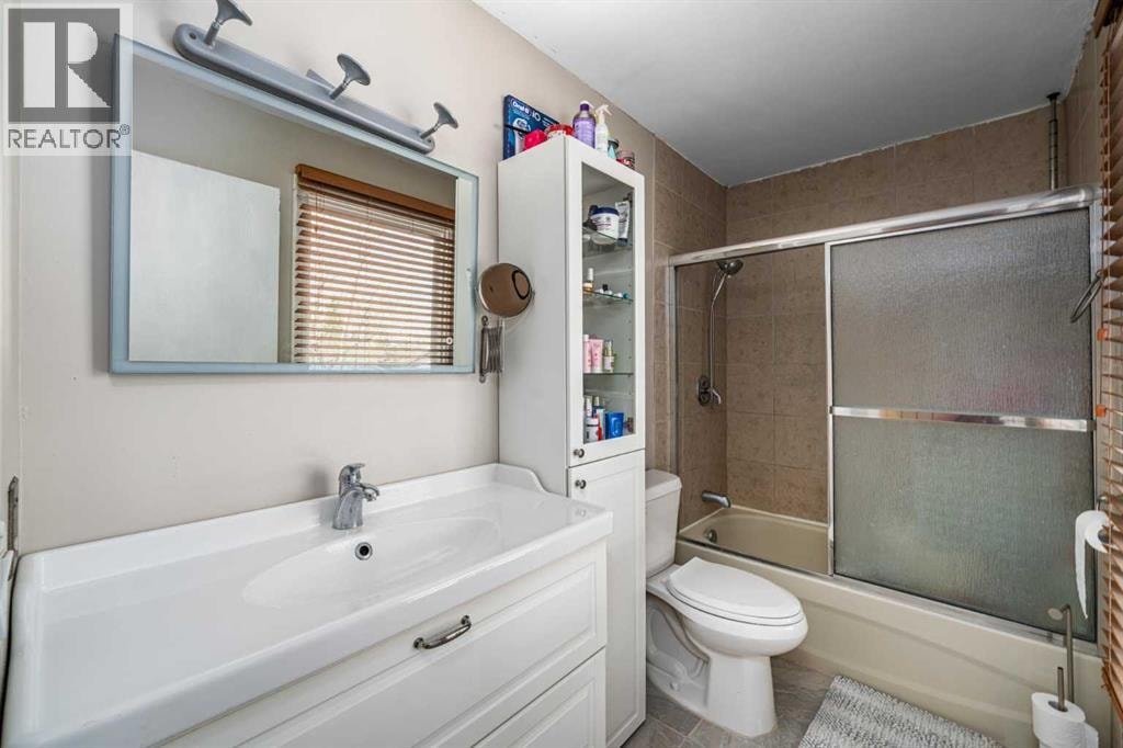 1455 Berkley Drive NW — photo 25