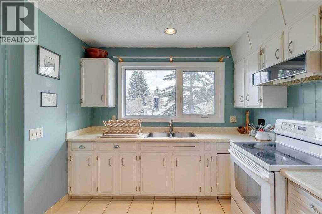 6140 Dalmarnock Crescent NW — photo 12