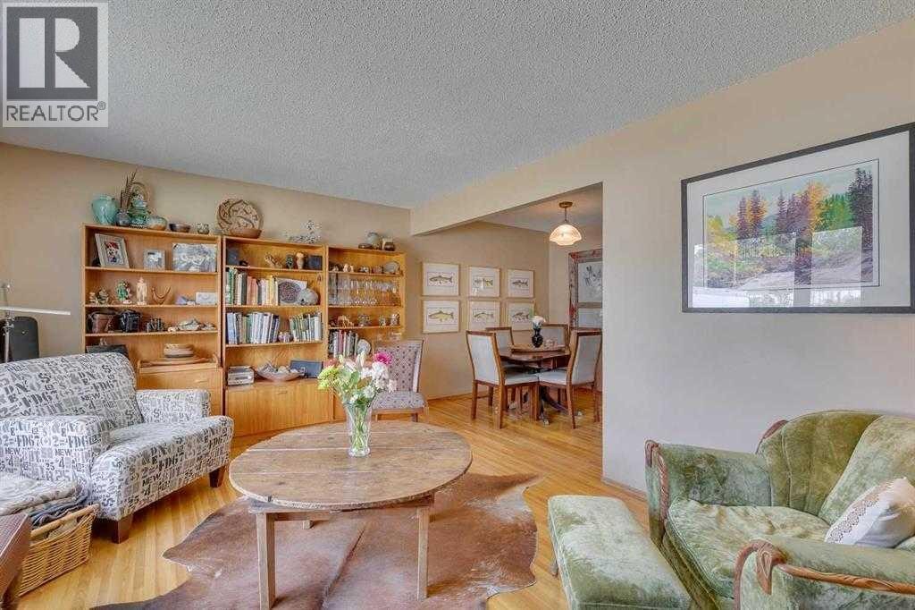 6140 Dalmarnock Crescent NW — photo 6