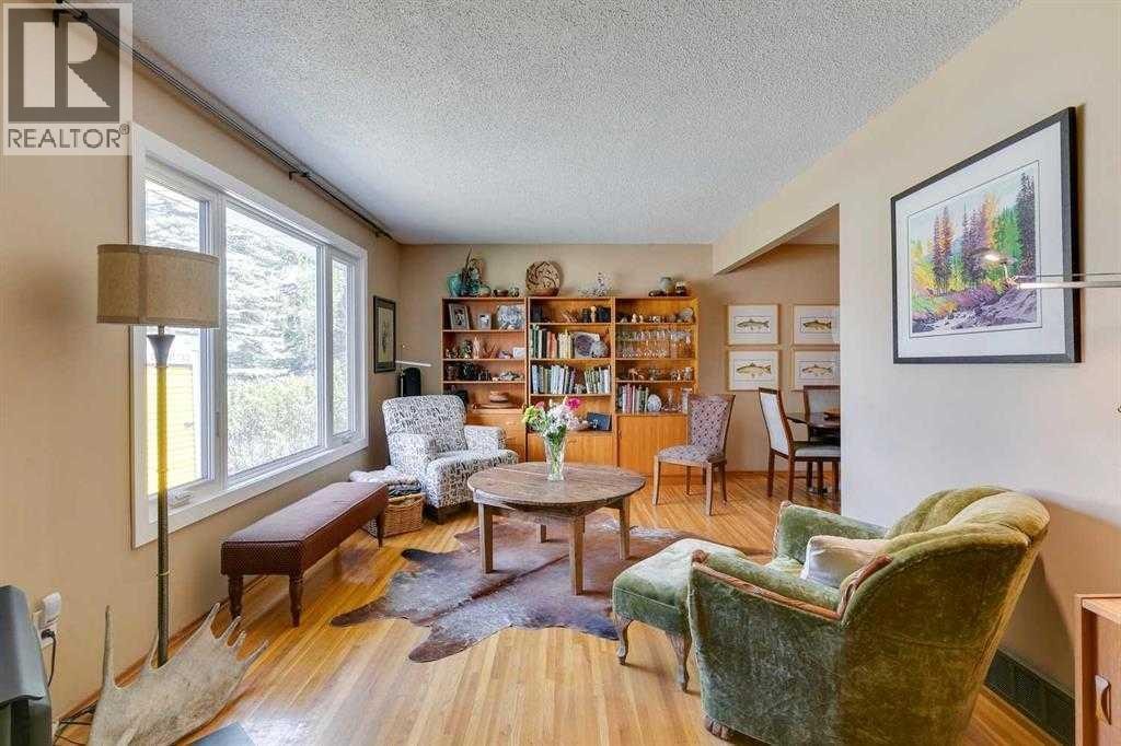 6140 Dalmarnock Crescent NW — photo 4