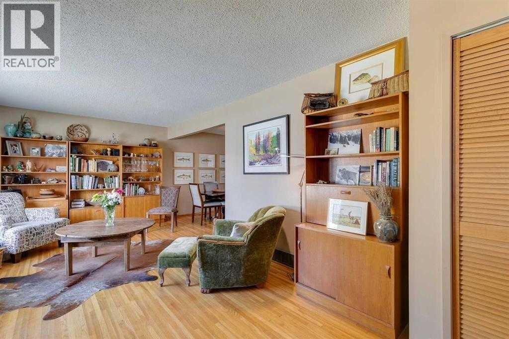 6140 Dalmarnock Crescent NW — photo 5