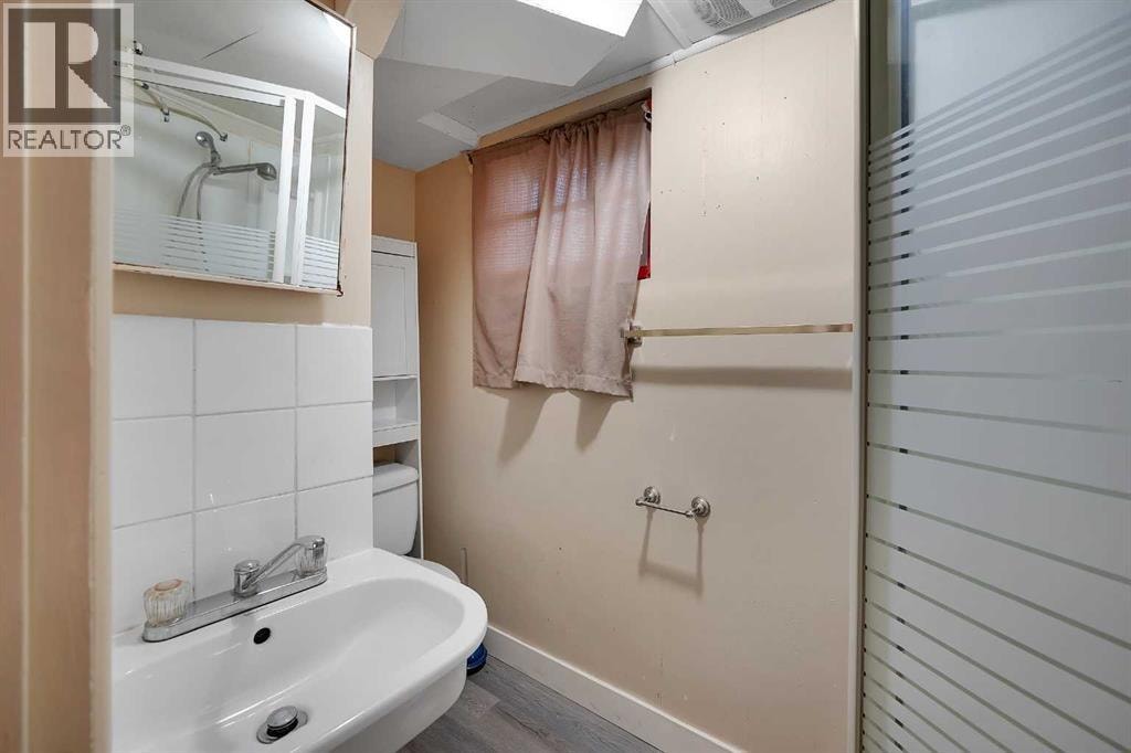 1507 1 Street NE — photo 15
