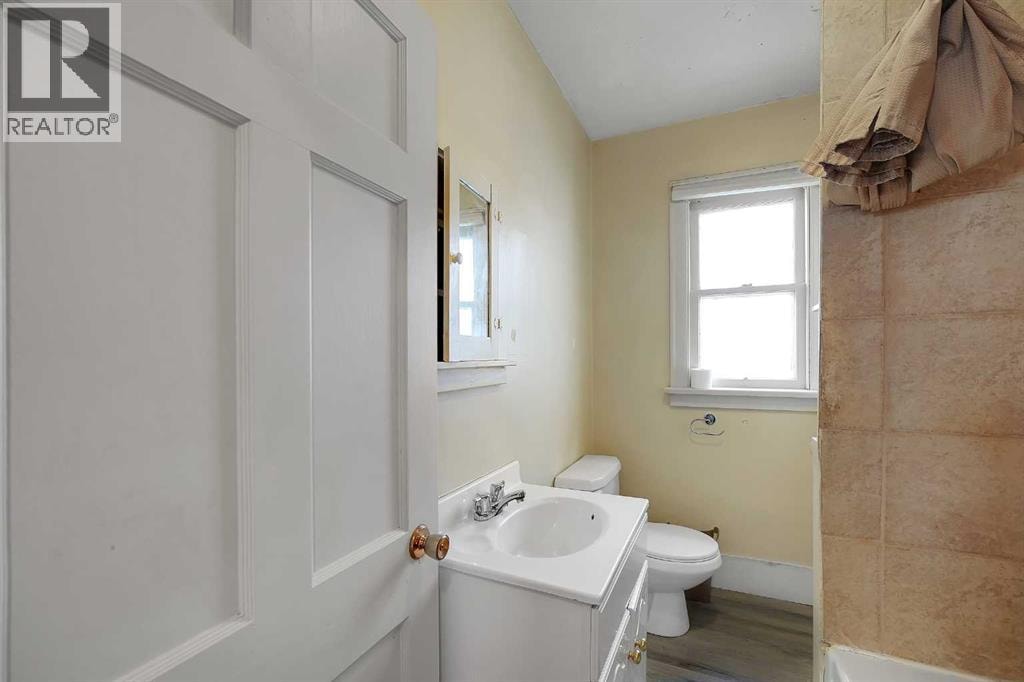 1507 1 Street NE — photo 21