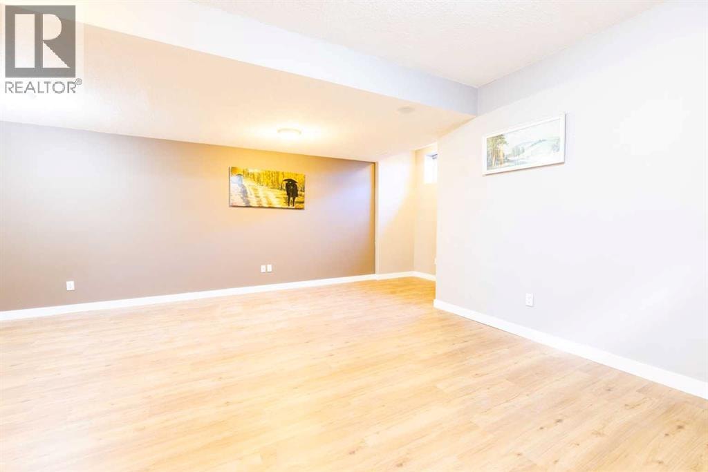 1421 40 Street SW — photo 34