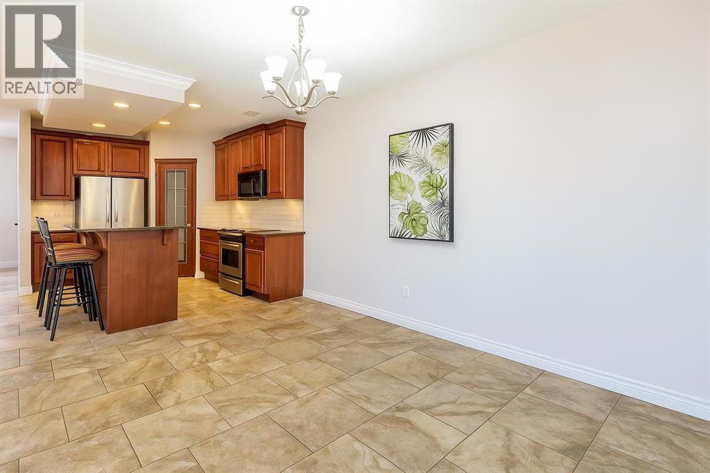 1421 40 Street SW — photo 12