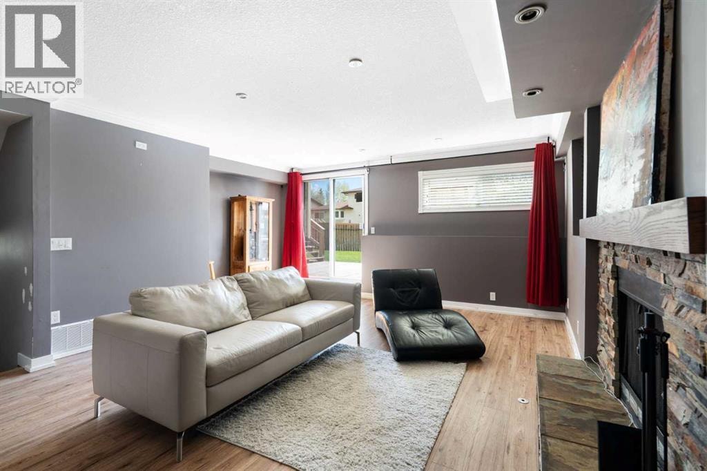 8 Hawkwood Place NW — photo 28