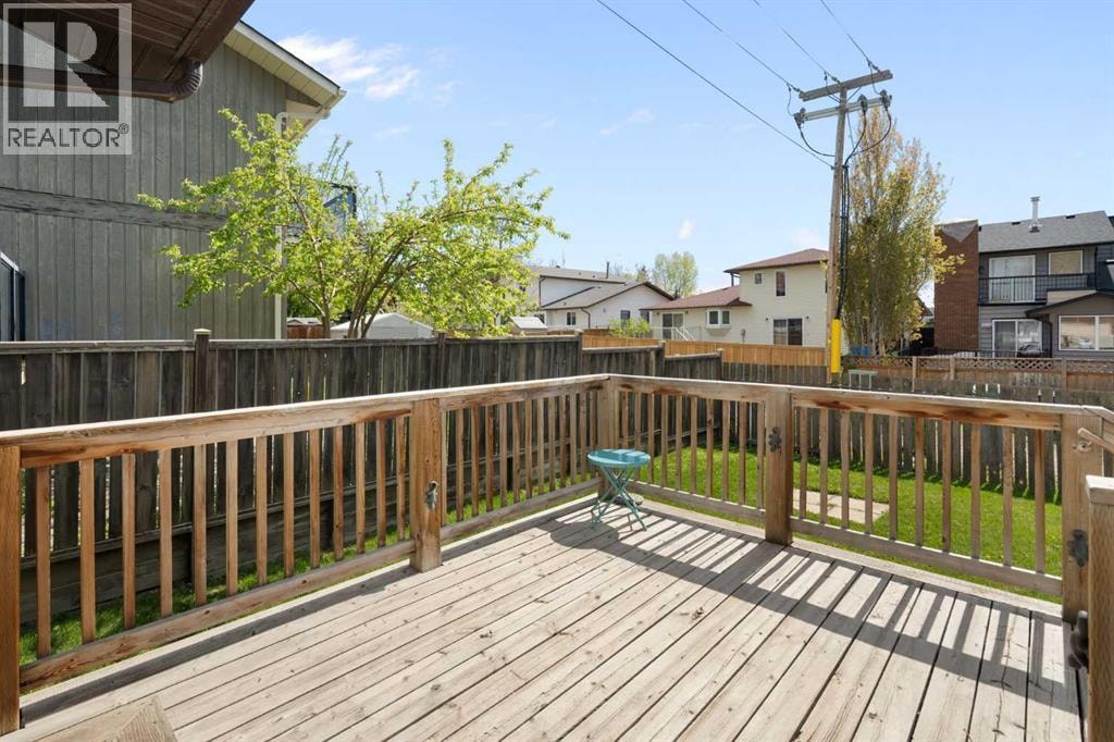8 Hawkwood Place NW — photo 40