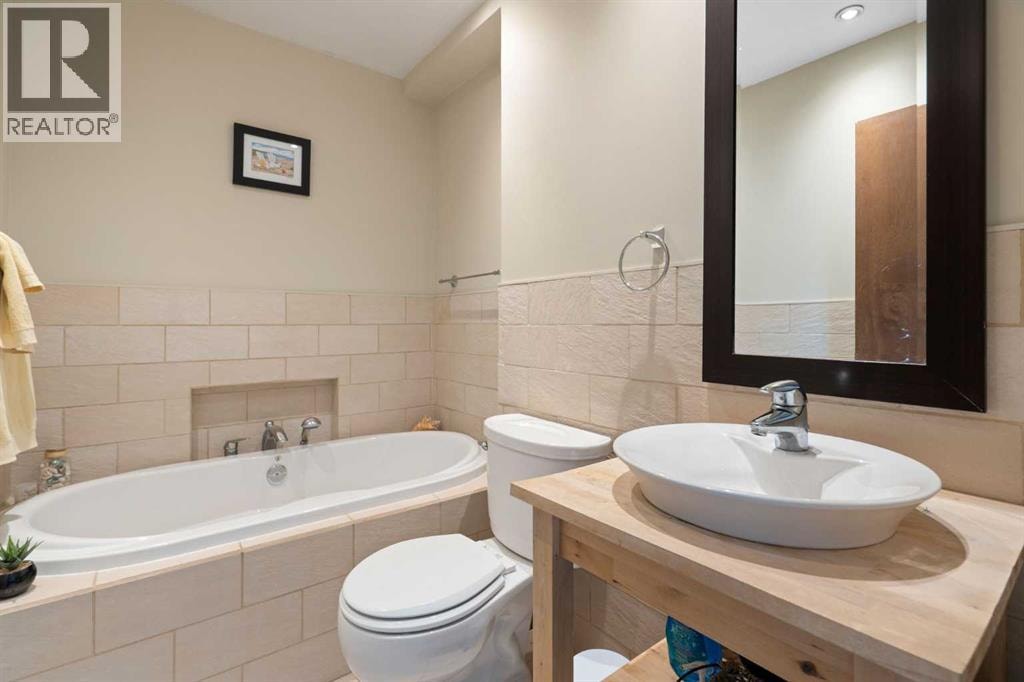 8 Hawkwood Place NW — photo 19