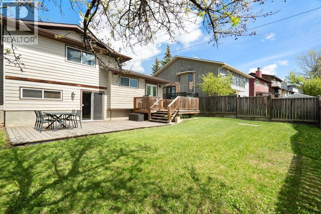 8 Hawkwood Place NW — photo 47