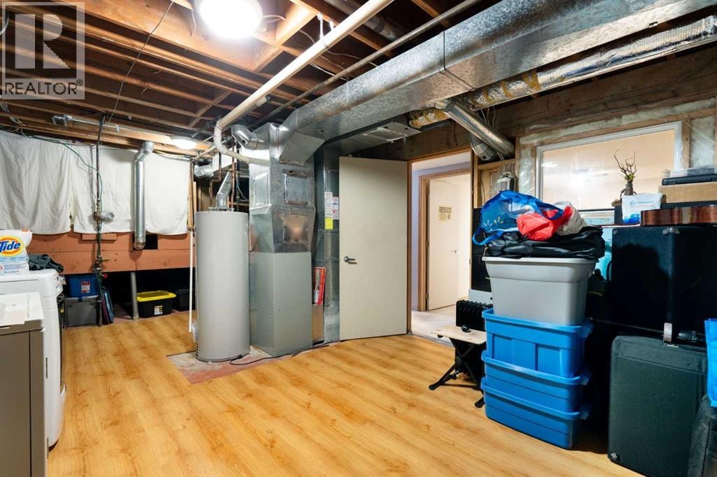 8 Hawkwood Place NW — photo 35