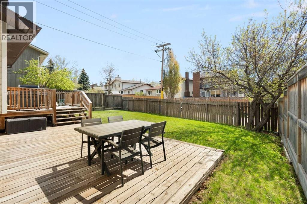8 Hawkwood Place NW — photo 44