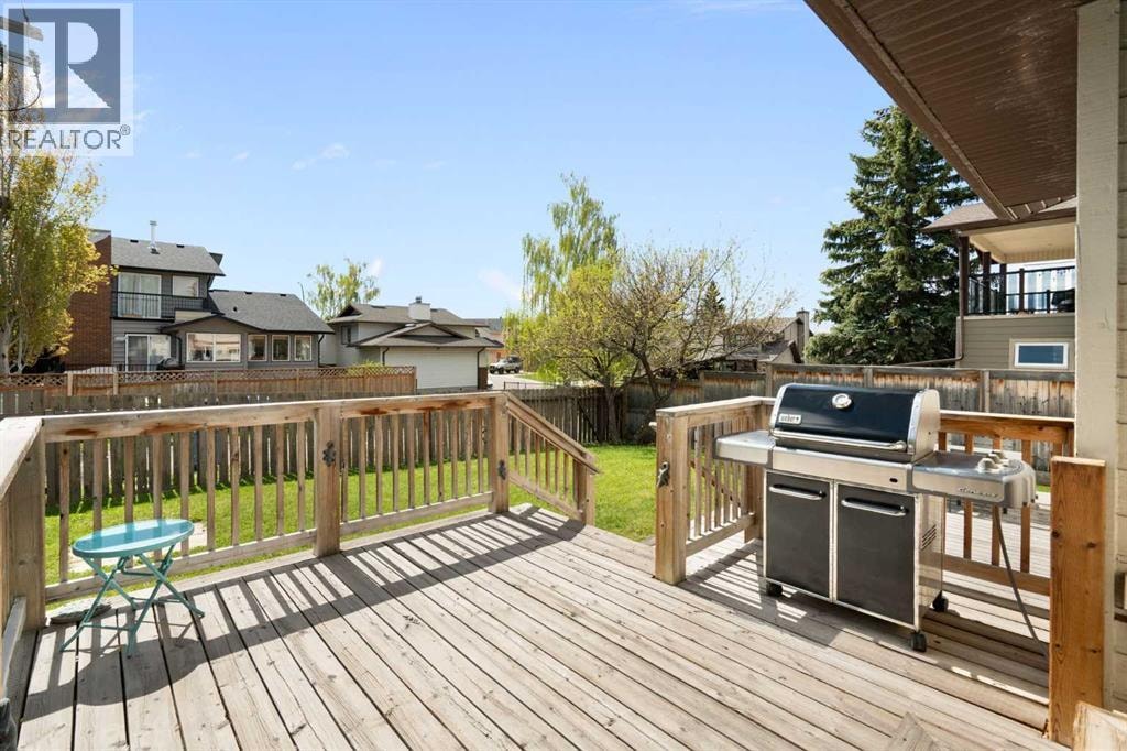 8 Hawkwood Place NW — photo 41