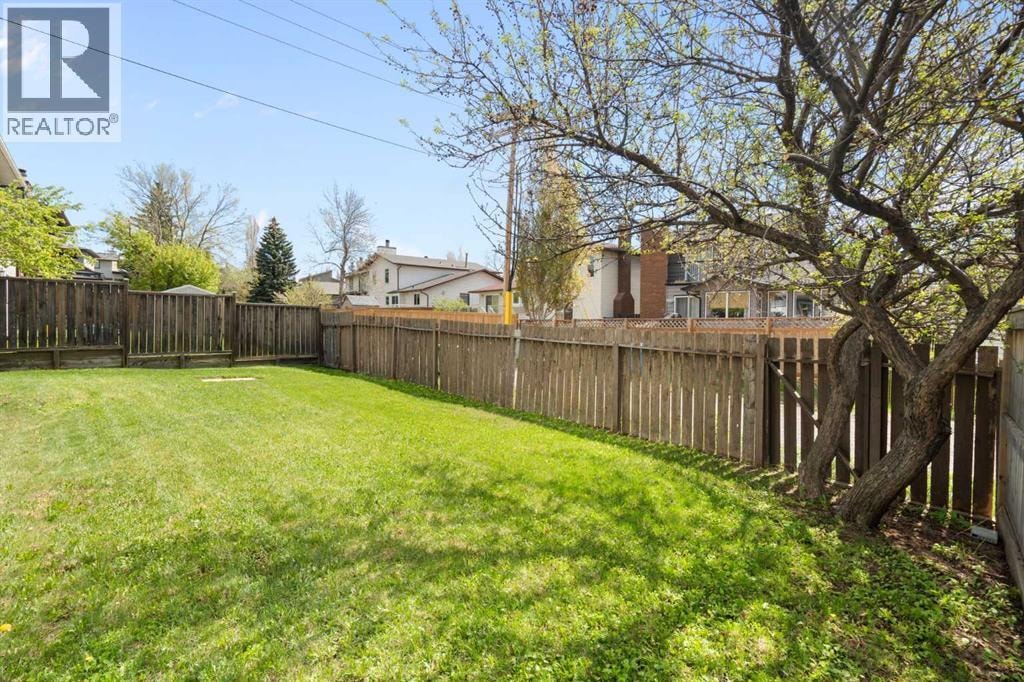 8 Hawkwood Place NW — photo 45
