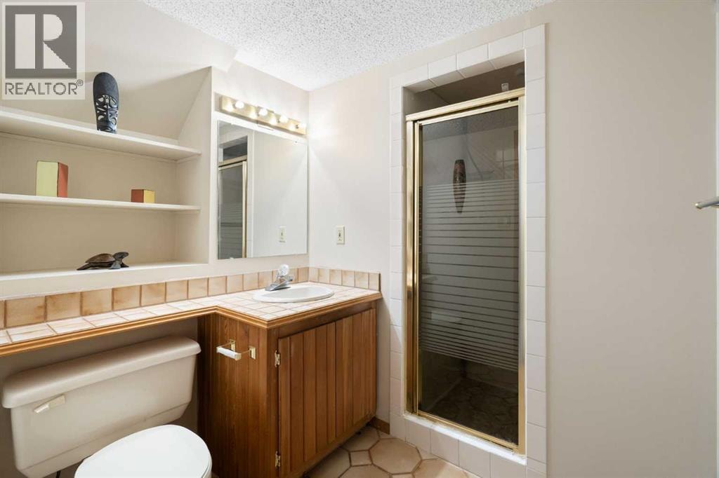 8 Hawkwood Place NW — photo 36