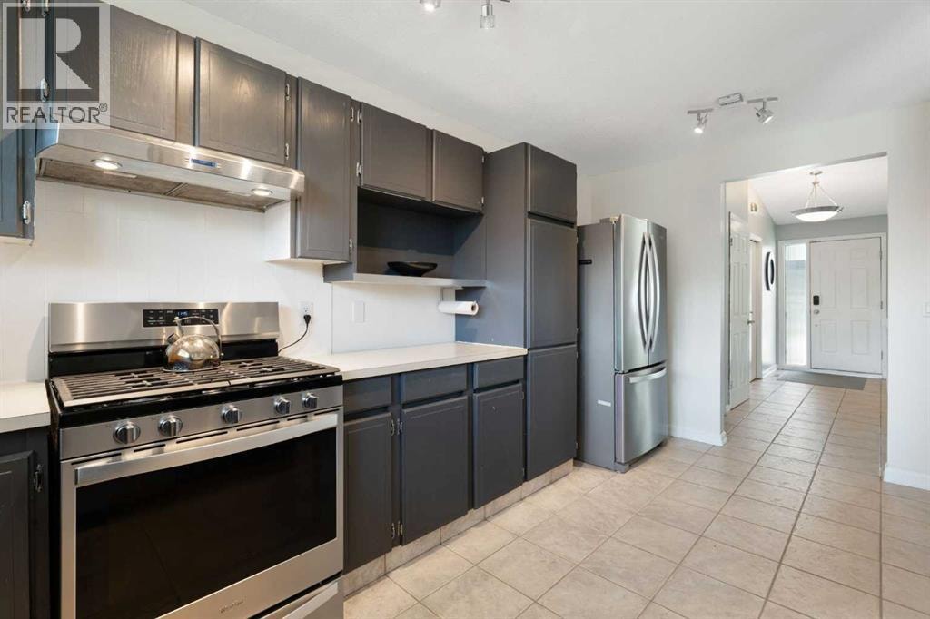 8 Hawkwood Place NW — photo 15